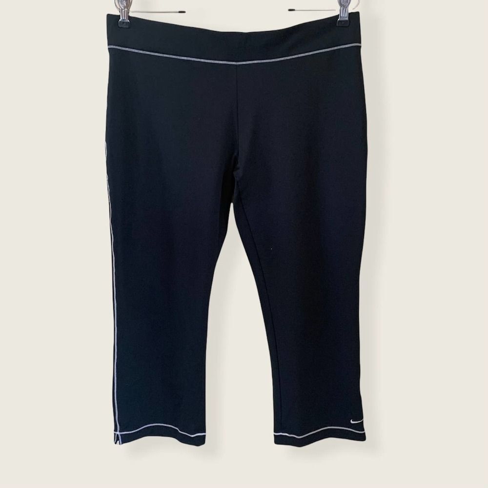 Nike - Women’s Large Capri Black Workout Pants